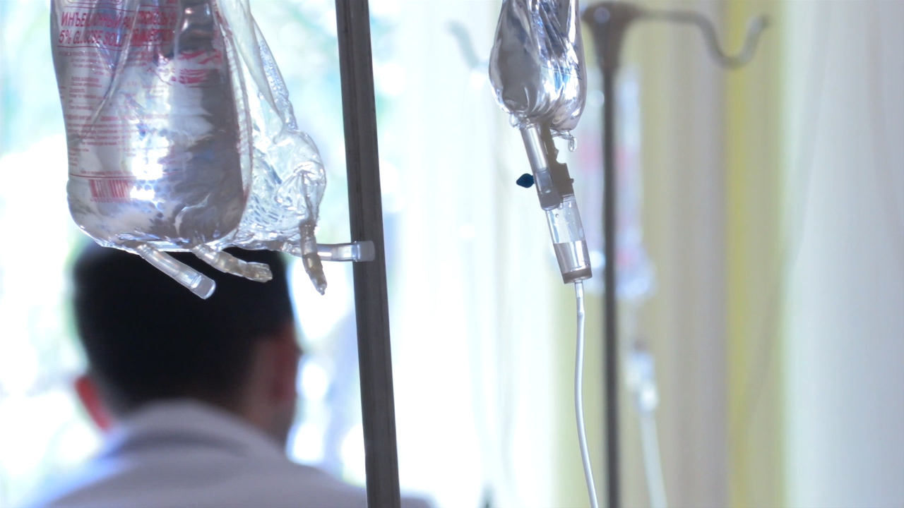 Кадры из Ереванского ожогового центра, где получают лечение пациенты из Нагорного Карабаха смотреть онлайн