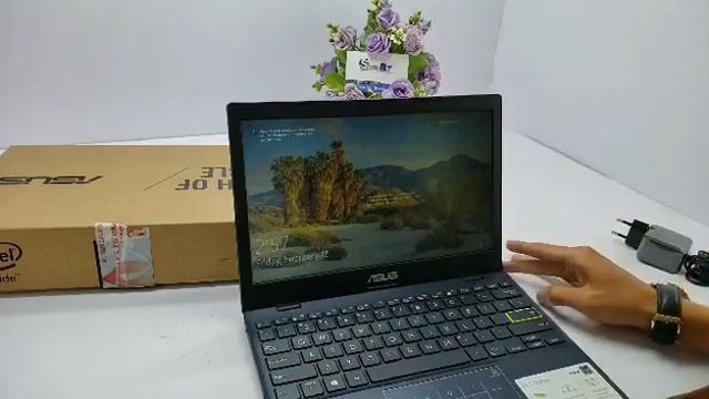 Đánh giá laptop giá rẻ Asus VIVOBOOK E210KA GJ031T смотреть онлайн