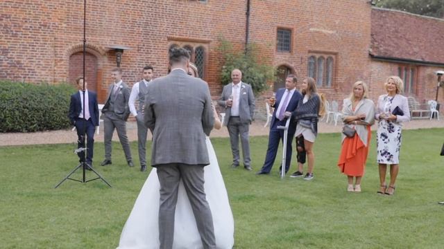 Mr & Mrs Wren смотреть онлайн