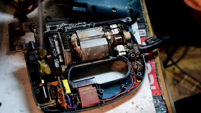 Замена штока на лобзике BPS 750 Blaukraft