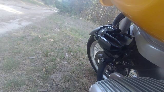 Bmw R 1150 Gs лес и песок