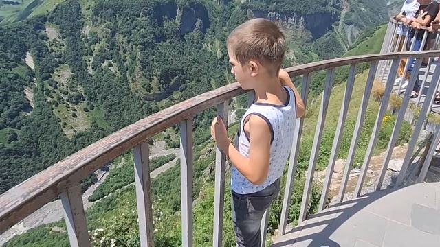 ДОЕХАЛИ ОТ ВЕРХНЕГО ЛАРСА ДО БАТУМИ. АВГУСТ 2023. МЫ В ШОКЕ ОТ ГРУЗИИ. смотреть онлайн