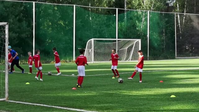 Лагерь FC Stuttgart. Дом отдыха Покровское. Июнь 2019г. смотреть онлайн