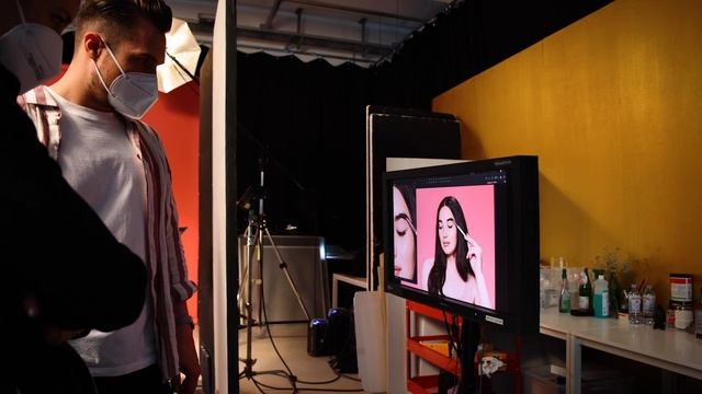 BEHIND THE SCENES KYLIE COSMETICS X DOUGLAS I Douglas Cosmetics смотреть онлайн