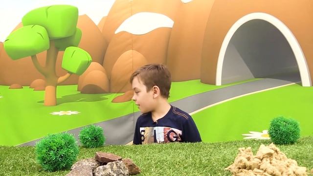 Играм в прятки с Покемонами. Видео игрушки покемон ГО. смотреть онлайн