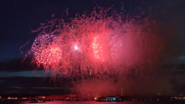 День города СПб 2022. Салют (3) смотреть онлайн