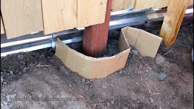 How To Raise Wood Fence Post Concrete Footing - Hillside Repairs смотреть онлайн