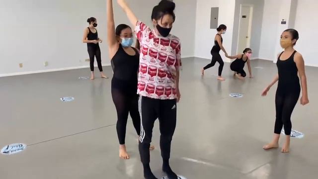 Dusty Button Visits LSCD смотреть онлайн