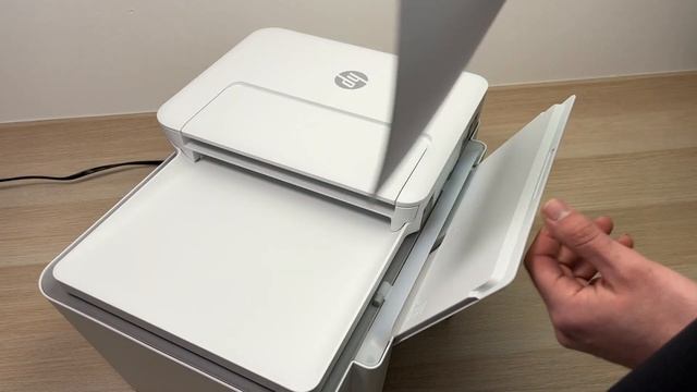 HP Deskjet 4155e Printer: How to Load Paper смотреть онлайн