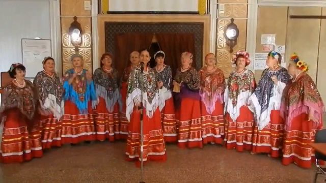 "ЧЕРНЯВА, КУЧЕРЯВА" хор РОССИЯНЕ #хор #чернявакучерява #russianchoir #ukrainian #якбывлисе смотреть онлайн