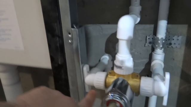 Монтаж гигиенического ДУША и инсталляции унитаза своими руками Установка гигиенического душа смотреть онлайн