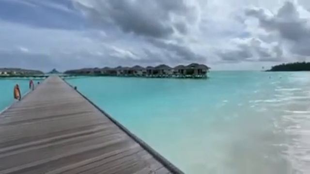 Друг там.Надо ехать... смотреть онлайн