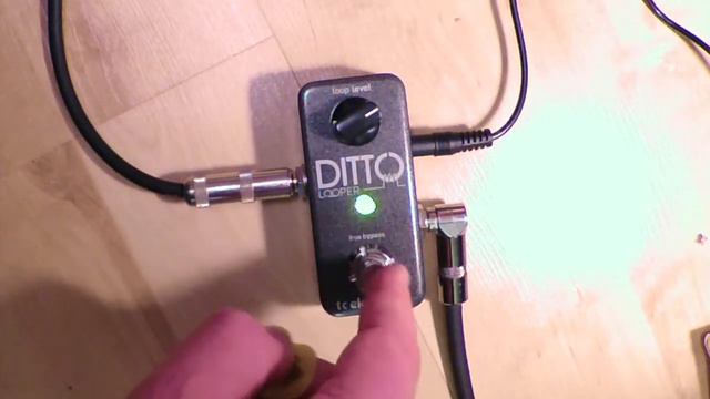 Ditto Looper for Noobs [+Paired with Pitchfork Octave Pedal] смотреть онлайн