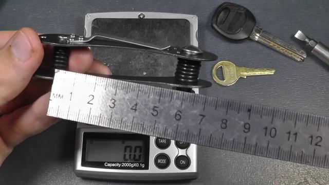 EDC-ключница с клипсой спустя месяц ношения (органайзер для ключей) смотреть онлайн