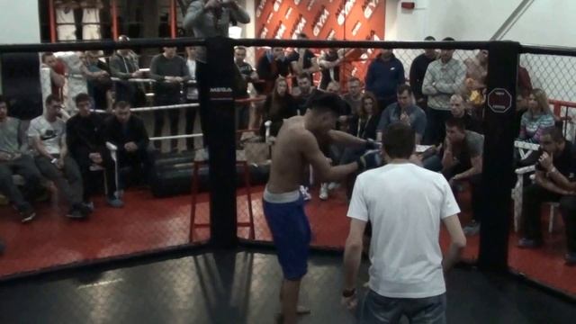 MMA. Лига аматорских боев "куZня". Эльдар «СОВА» Ильясов VS Максим «МАКС» Коваль смотреть онлайн