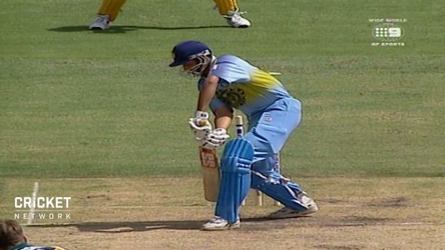 From the Vault: The ultimate ODI bowling! McGrath takes 4-8 off 10 overs смотреть онлайн