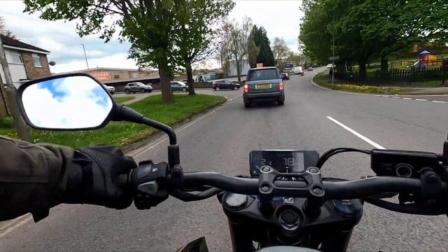 Hot Hands and Kwik Shifts - Honda Hornet 750 Quick Shifter смотреть онлайн