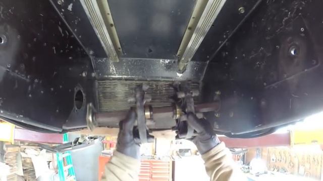 Snowmobile Track Replacement смотреть онлайн