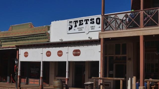 Tombstone Arizona Ep 2: The Crowd Rolls In… смотреть онлайн
