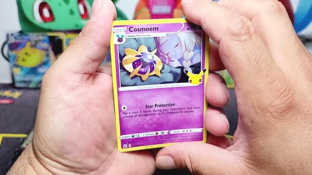 Opening more Celebrations| Lance's Charizard V & Deluxe Pin Collection смотреть онлайн