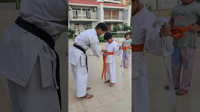 Aryan got Orange belt #karate #karatekid смотреть онлайн