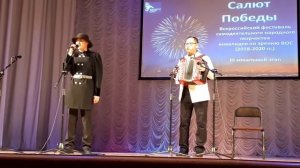 Мичил Маисеев. Якутск. Песня 'В землянке'  на якутском языке.