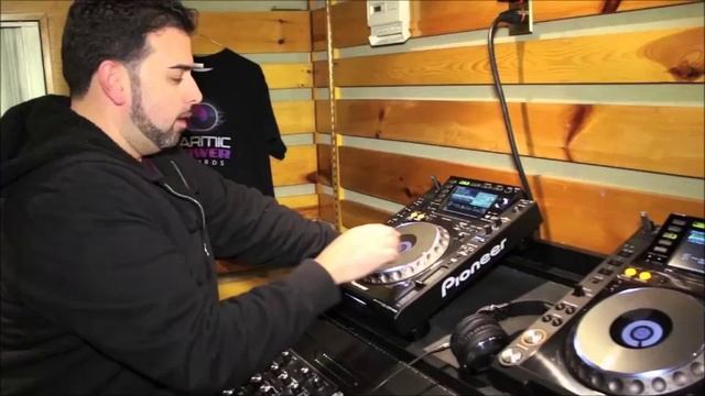 Lenny Fontana pres. Black Sun - Spread Love (Reprise) смотреть онлайн