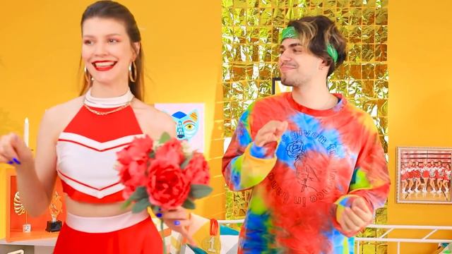 गरीब पॉपुलर चीयरलीडर vs अमीर अनपॉपुलर चीयरलीडर पार्ट 2 смотреть онлайн