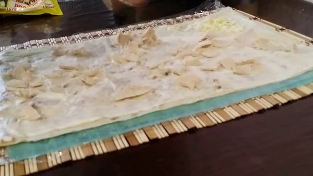 Рулет из Лаваша с Курицей. / Roll of pita bread with chicken. смотреть онлайн