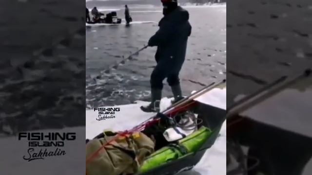Особенности зимней рыбалки (Сахалин) смотреть онлайн