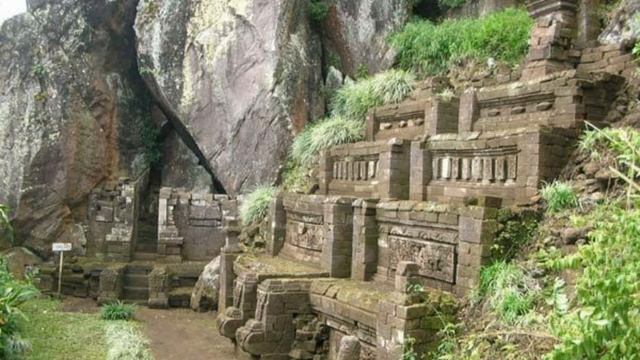 Java Music // Mount Penanggungan // Mysteries Of Mount Penanggungan // Java Mystery // Story Scale смотреть онлайн