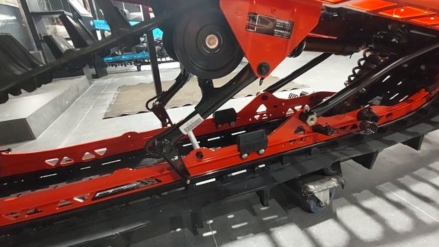 Lynx BOONDOCKER DS 3900 и 3700 RE. 2022 смотреть онлайн