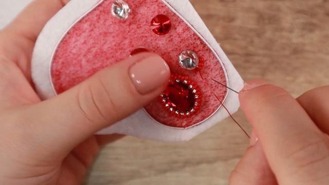 Bead embroidery Valentine's hearth tutorial | Bead hearth смотреть онлайн