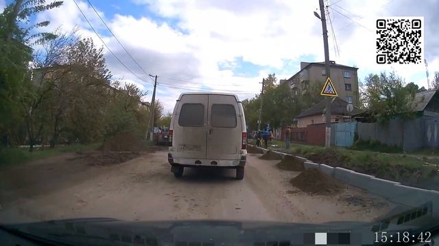 Ремонт дороги на улицах 4-й Лутугинский проезд и ул 2-я Красснознамённая смотреть онлайн