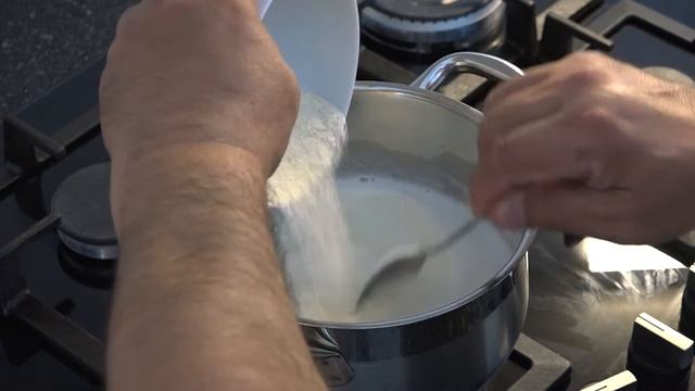 Манная каша без комочков!! Спасибо нашим мамам и бабушкам!! смотреть онлайн