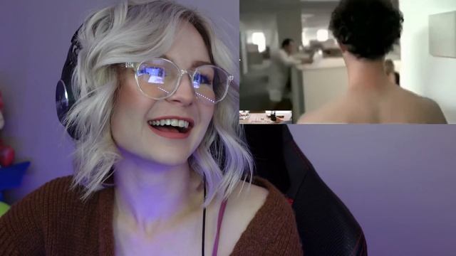 Reacting to Banned Commercials смотреть онлайн