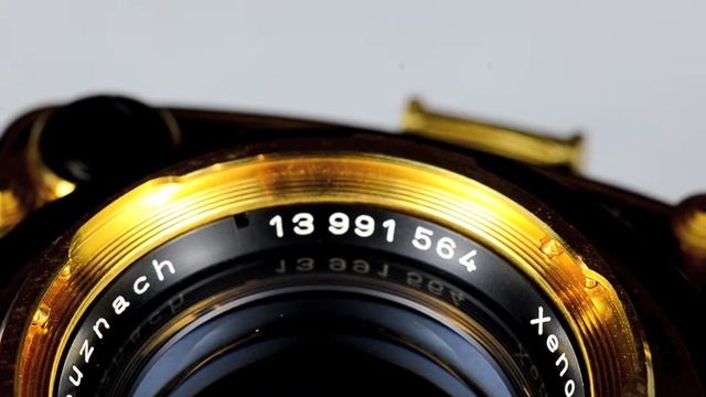 Rollei Rolleiflex 2.8F Xenotar Aurum Gold Camera смотреть онлайн