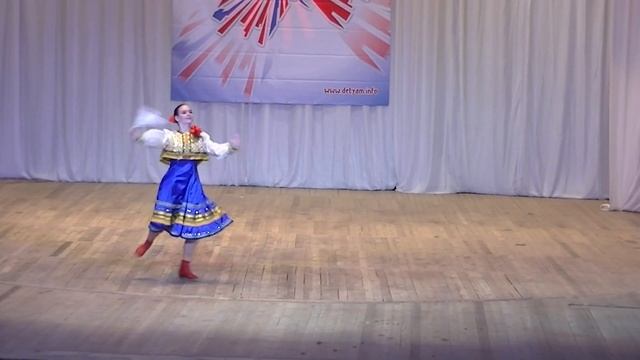 танец с платочком соло Польшинская Юлия смотреть онлайн