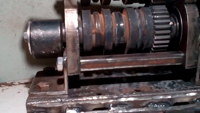 Блок усиления профильной трубы для ручной холодной ковки