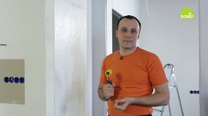 Как правильно работать валиком при наклеивании обоев