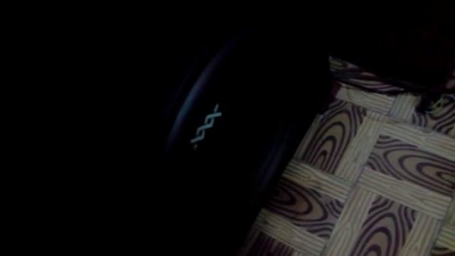 Testing 18" re-xxx with DIY amp4v2 playing movie "War of the worlds" at .5ohms смотреть онлайн