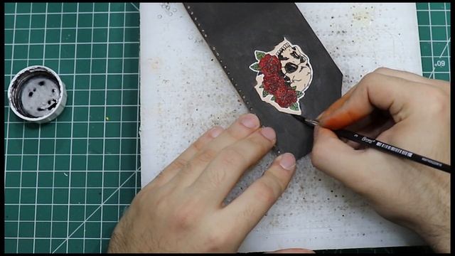Handcrafted Minimalist Cardholder Wallet DIY - Leather Crafting Process & Free PDF Pattern смотреть онлайн