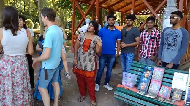 ХАРИНАМА в Парке Ваке с Даянандой Свами. Хре Кришна, Харе Рама! смотреть онлайн