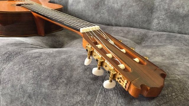 Гитара Kiso Suzuki G-250 (Япония 1970-е годы) смотреть онлайн