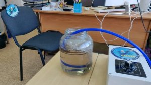 Очистка воды методом озонирования. Озон очищает воду. Нейтрализация опасных примесей в воде озоном.