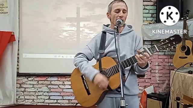 Святой . смотреть онлайн