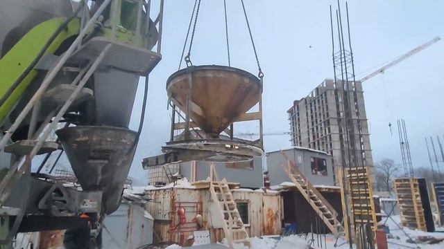 Поставка "зимнего" бетона под рюмку. Город Пермь смотреть онлайн