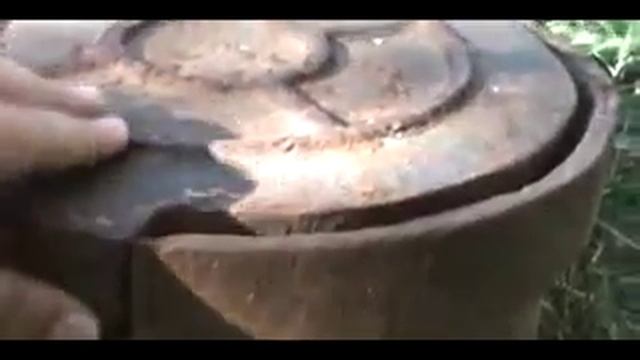 Парень что-то потерял.Студенческий билет? смотреть онлайн