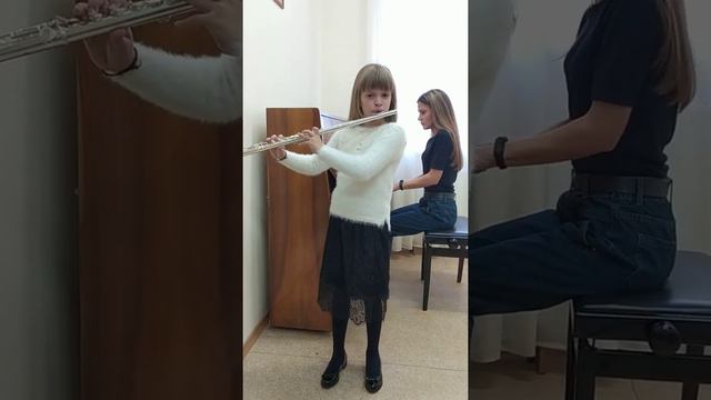 Т. Хренников Колыбельная Светланы. исп. Знаменская Алиса смотреть онлайн