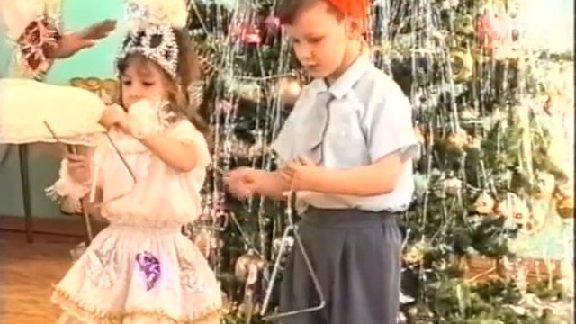 Новогодний утренник в детском саду Реутов 1996-97 смотреть онлайн